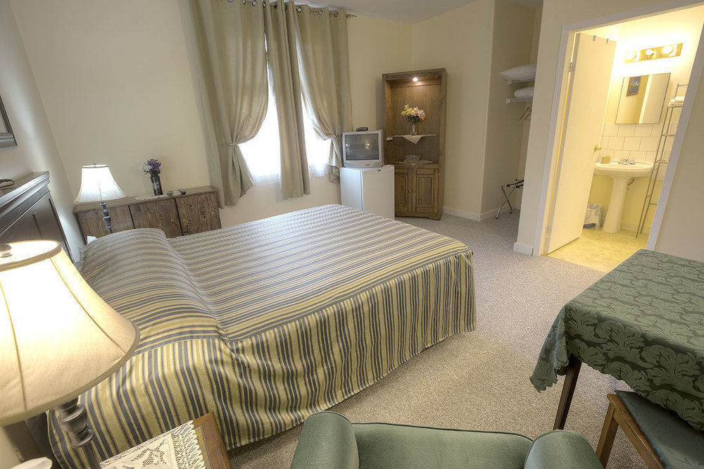 Villa Maria Country Inn Acheson Eksteriør billede